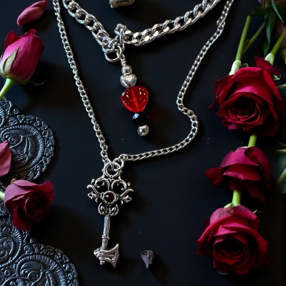 Layered Gothic Heart Lock and Key Pendant Necklace - Picture 2 of 16